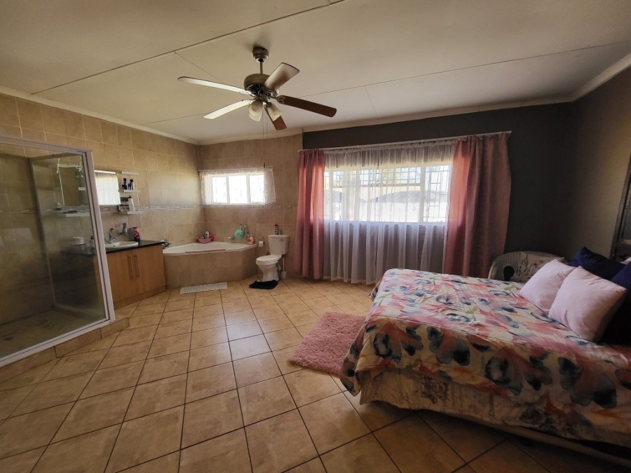 To Let 3 Bedroom Property for Rent in Brits North West